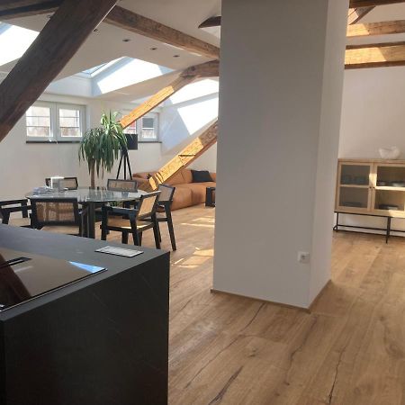 Split Rooftop Loft Bagian luar foto